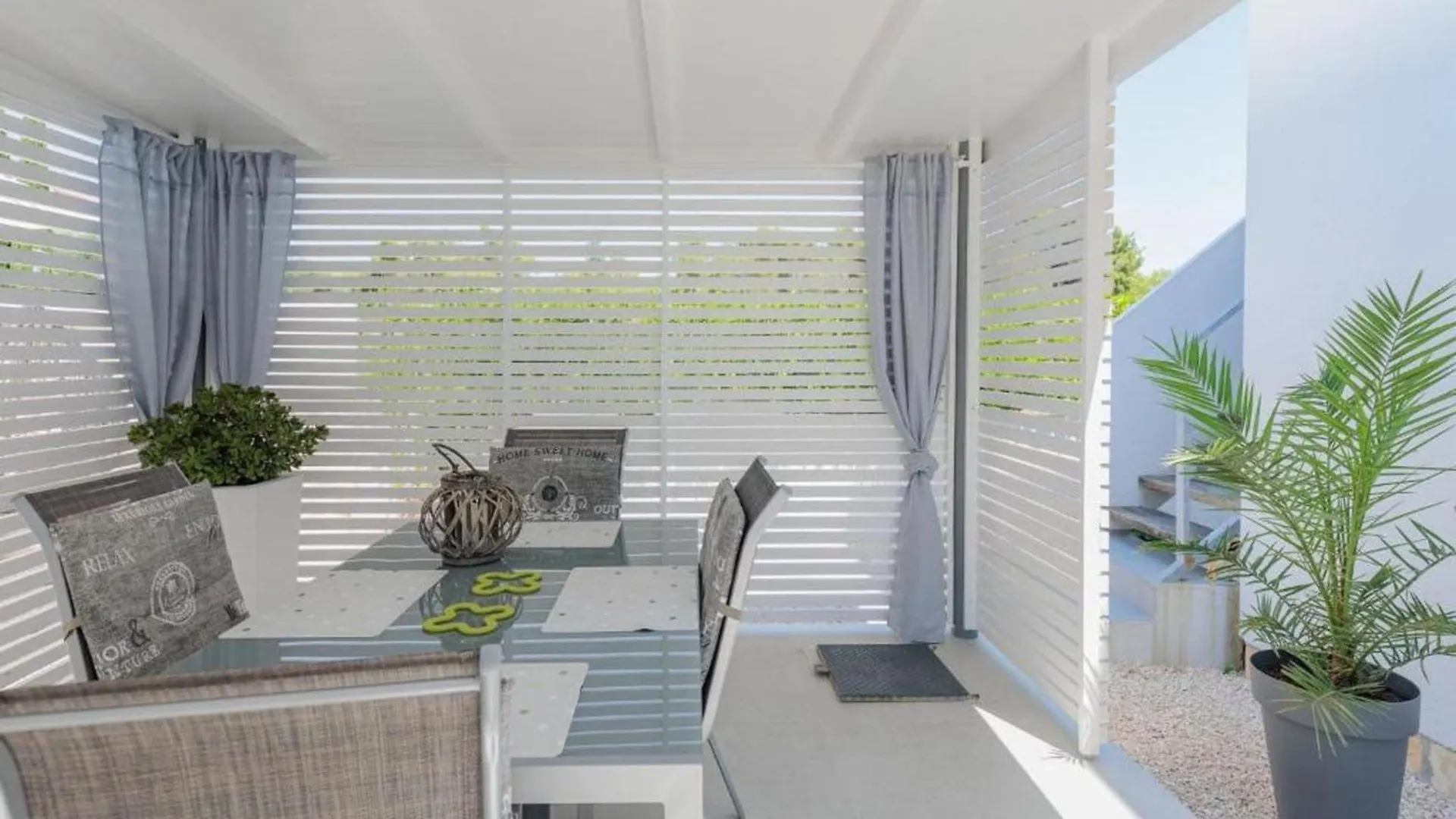 Charming Apartments Tome With Pool Vir